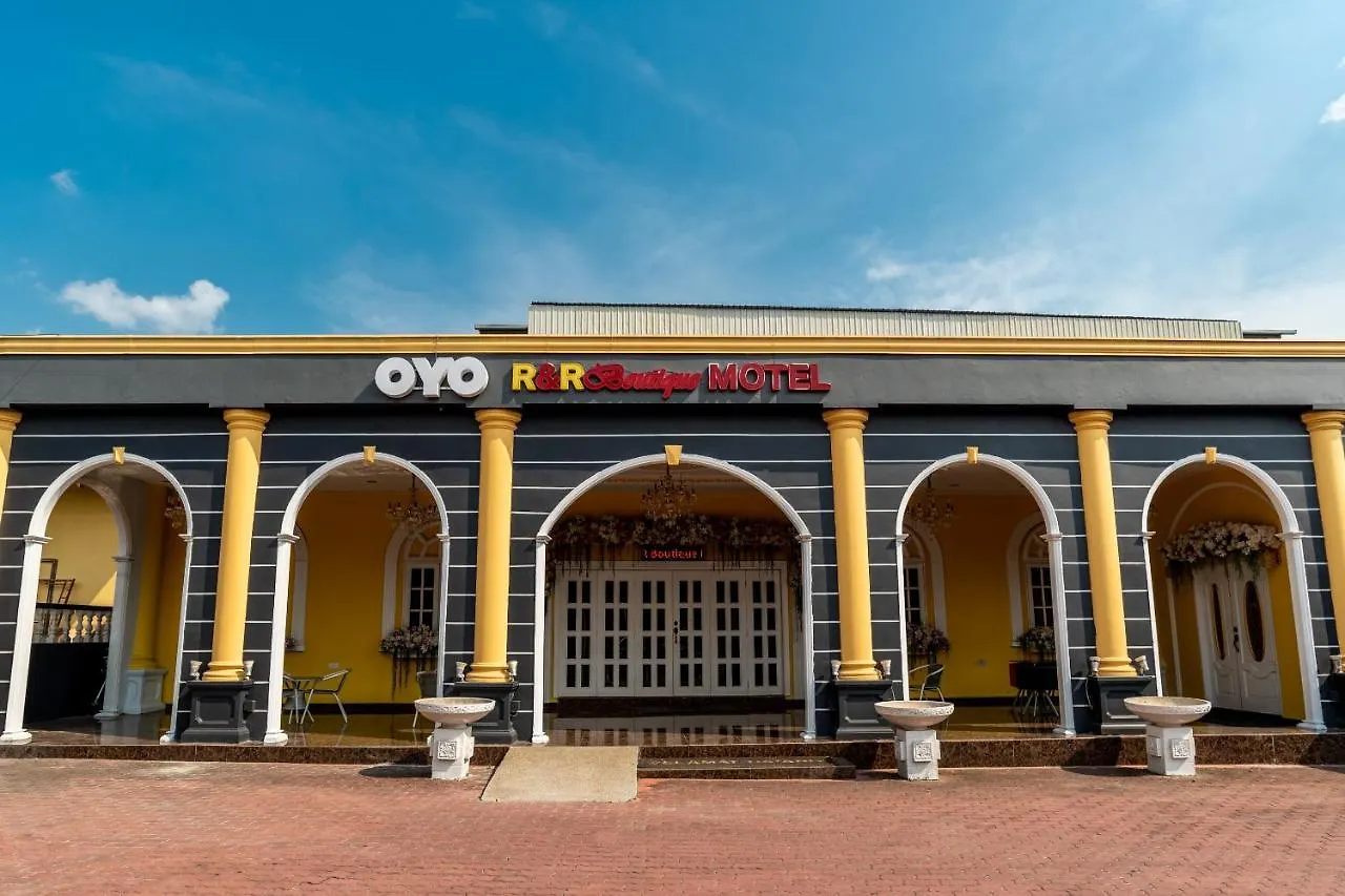 Oyo 1228 R & R Motel Johor Bahru Malaysia