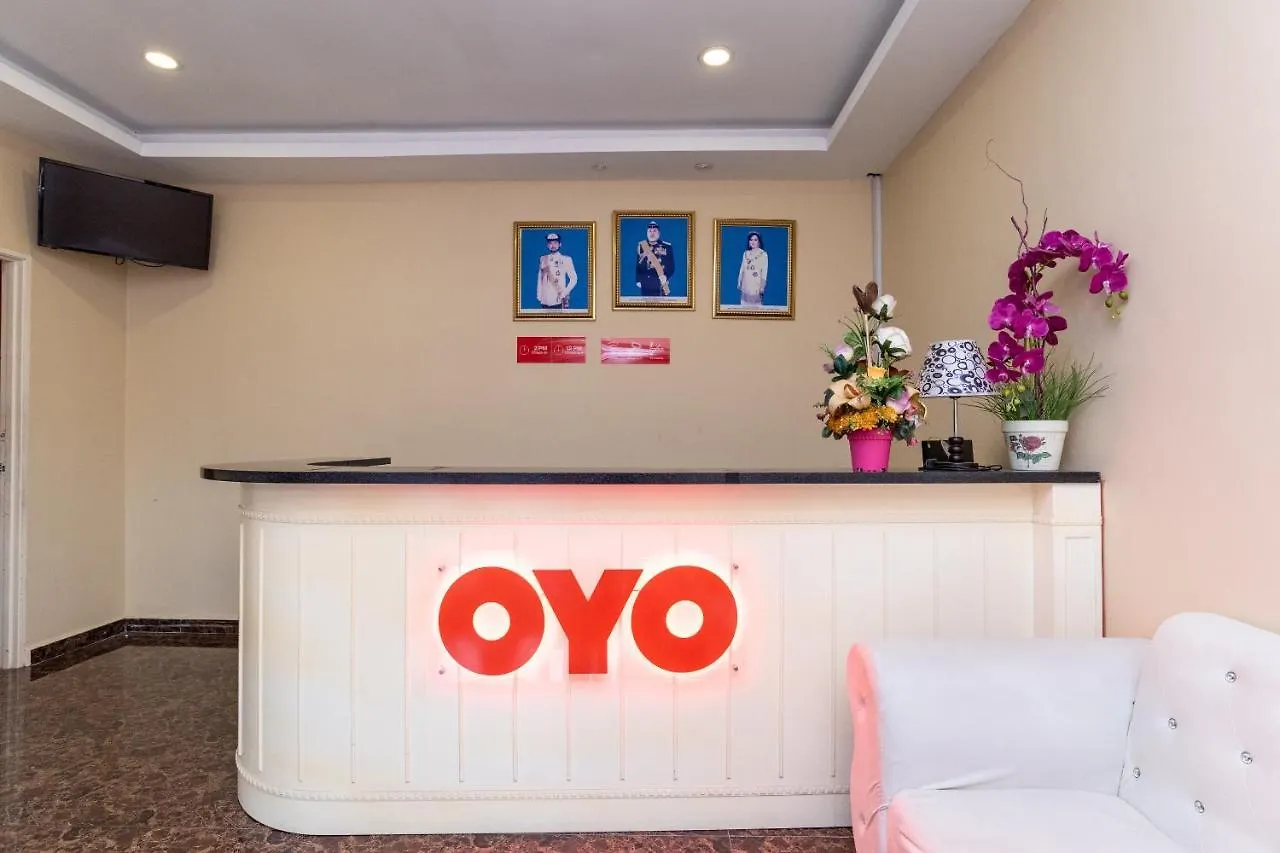 Oyo 1228 R & R Motel Johor Bahru Hotel