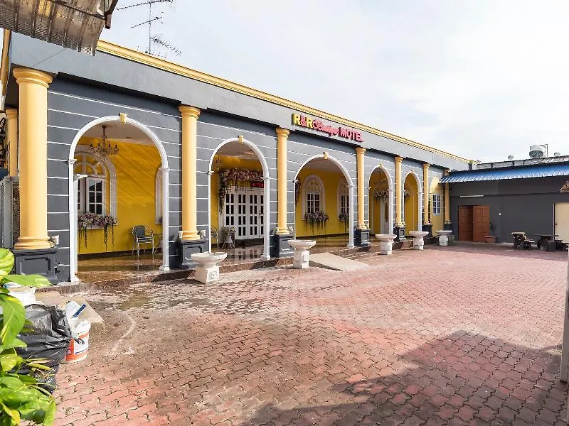 Oyo 1228 R & R Motel Johor Bahru 2*,